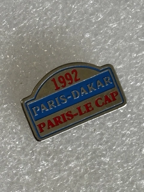 RARE PINS PIN'S .. AUTO CAR RALLYE PARIS DAKAR 4X4 TEAM MITSUBISHI 1993 BIG ~FN