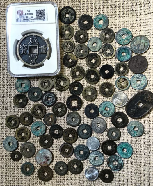 Big  lot about 70 Chinese Coins, pendant, token, China asia collection antique