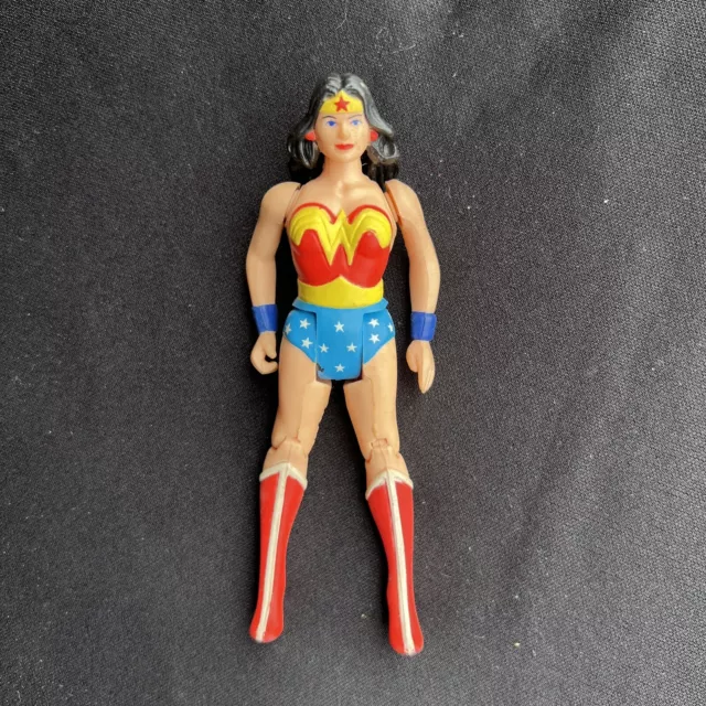 VTG 1984 WONDER WOMAN Original 4" Action Figure DC Super Powers