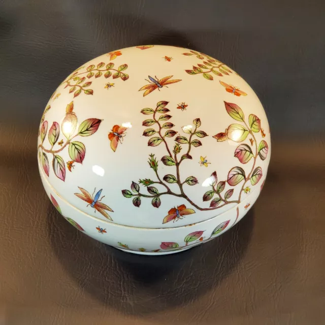 Large 11" Round Porcelain Box | Spring Flower Buds & Bugs | Hua Ping Tang Zhi