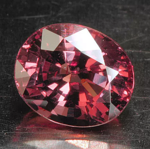 MALAYA - GRANAT    tolle Farbe    2,16 ct