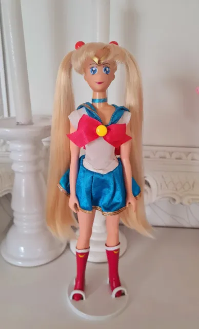Sailor Moon Deluxe Adventure Doll Puppe Light Up