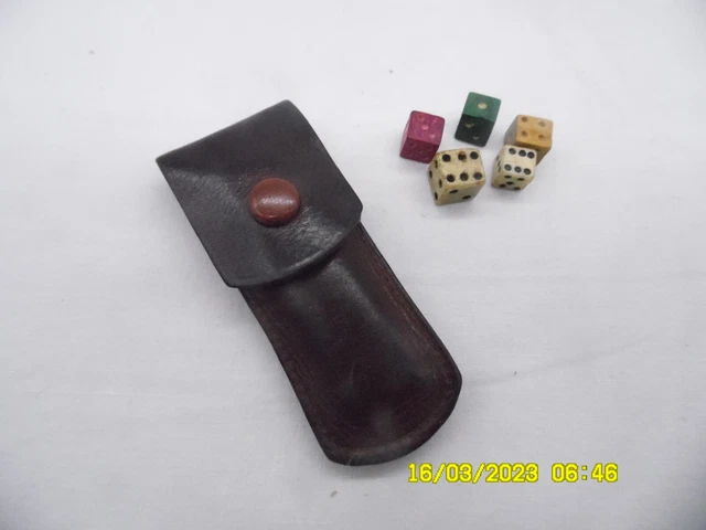 HENGBIRD Set 5 Gobelets En Cuir Avec 25 Dés - Jeu De Dés De Voyage Pour Kniffel Ou Poker