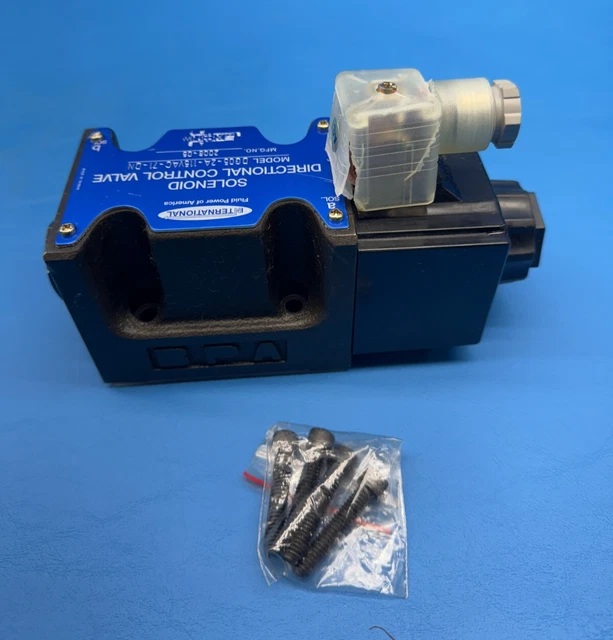International Fluid DG05-2A-115VAC-71-DN Solenoid Directional Control Valve