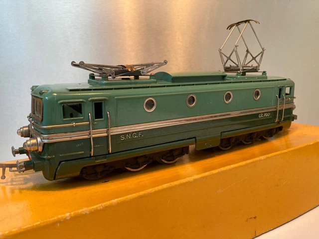 Locomotive JEP échelle O CC 7001 Roues Rouges – 2 Moteurs AP5 + 3 Voitures – 1959