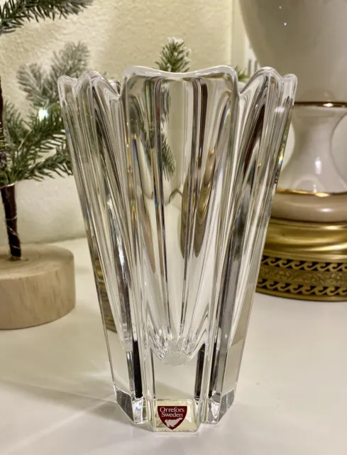 Beautiful ORREFORS Crystal Corona Vase Lars Hellsten Sweden 5.75” Scandinavian