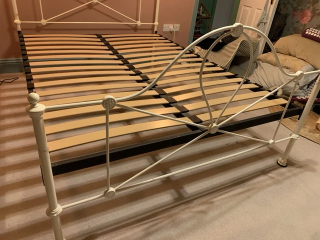 WHITE METAL KING Size Bed Frame with Headboard & Footboard, Slatted ...