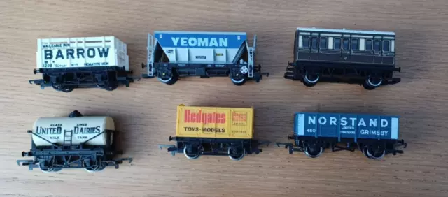 Hornby OO Gauge wagons job lot including Norstand, Yeoman, Barrow