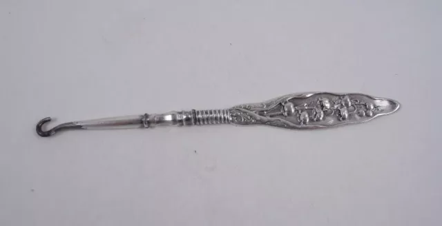Whiting Lily Of The Valley Sterling Handled Taper Button Hook 6 1/4"