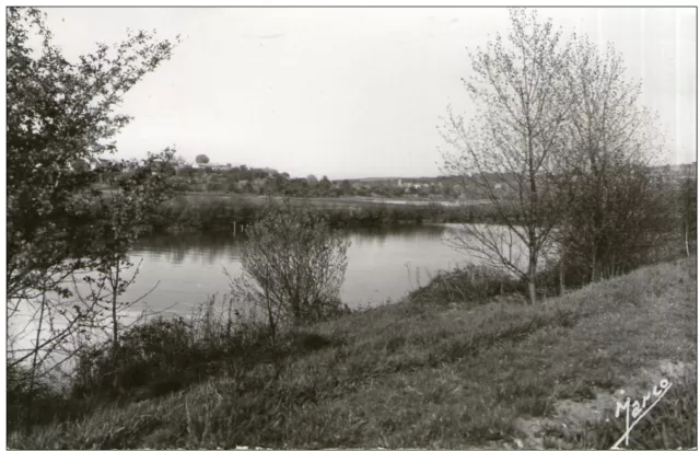 A37 / Dept 02 Cpsm Format Cpa 1950 Blesmes Bords De Marne Voyagee Voir Dos