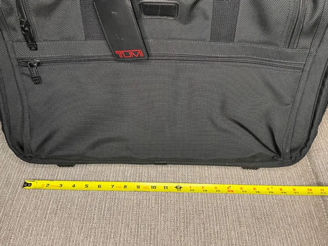 Tumi Classic Black 2 Wheel Ballistic Nylon Garment Carry On Bag 21" 2277D3 2