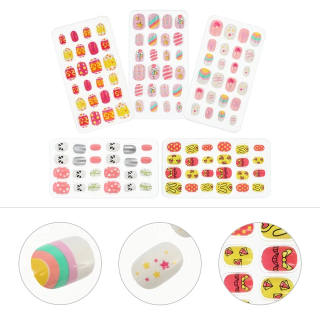 120 piezas Presionar uñas para niños Auto pegamento Prensa sobre uñas