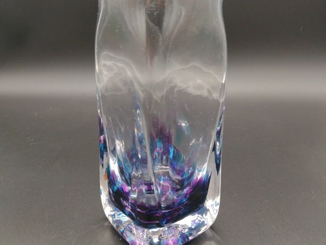 Jerpoint Glass Vase Made In Ireland New Beautiful Vase Hand Blown Glass