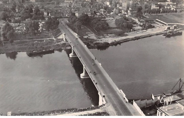 95 - ARGENTEUIL - SAN35882 - Le Pont d'Argenteuil sur la Seine, à gauche, l'H�
