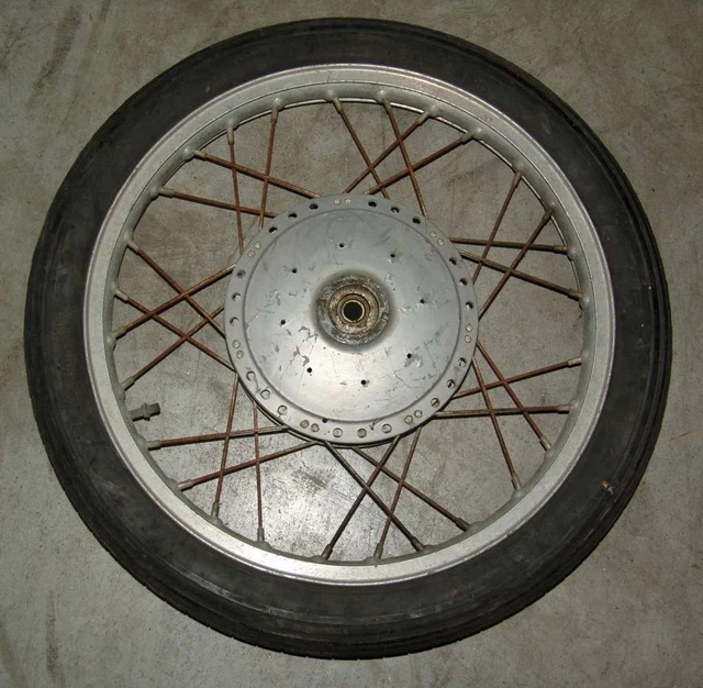 Roue Avant 17 Pouces Pour Cyclomoteur Vintage Garelli, Morini, Benelli - Occasion