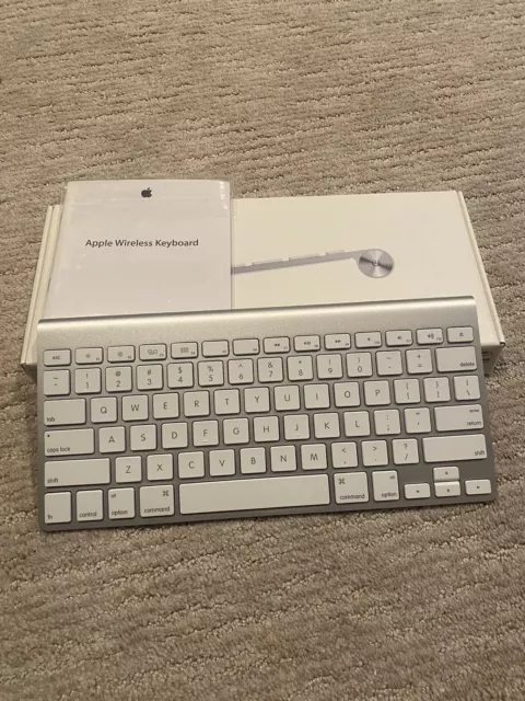 Apple Wireless Keyboard | A1314 - Barely Used With Box