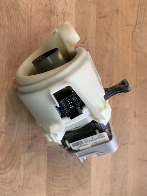 SIEMENS BOSCH NEFF Geschirrspüler Umwälzpumpe 9000831694-P0069/01 EUR ...
