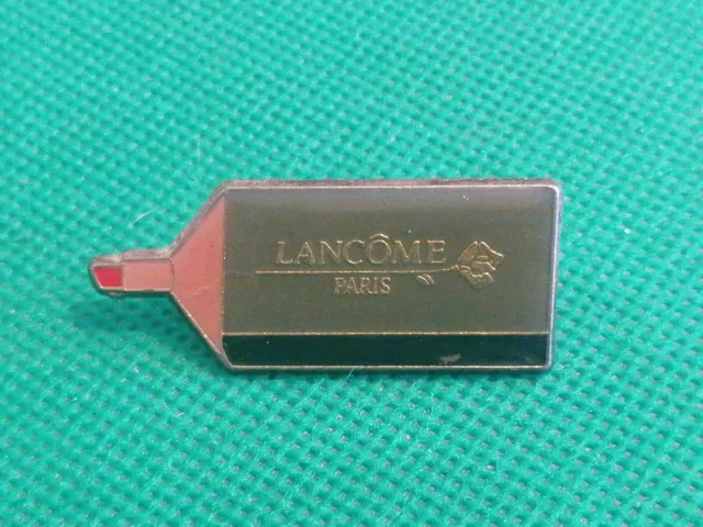 pin's badge broche vintage LANCOME PARIS