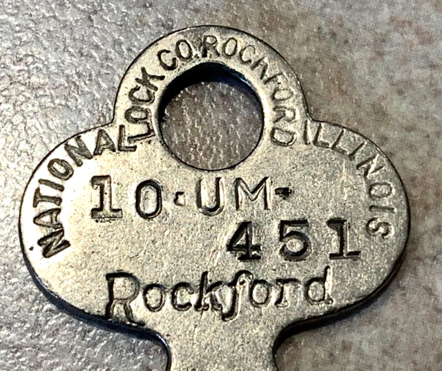 ANTIQUE NATIONAL LOCK Co 10UM451 Flat Skeleton Key Rockford Illinois