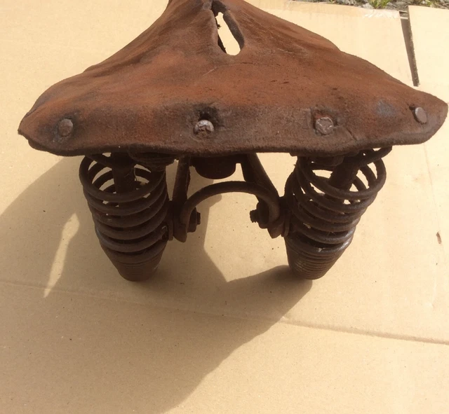 Selle De Vélo Ancienne Cuir à Ressort, Fabrication Française, Vélo Route