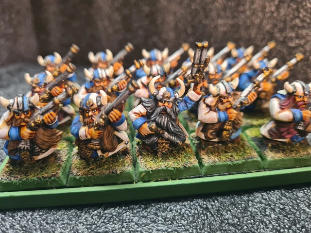 warhammer Armee Naine Tow 9eme Age / Dwarf Army Fantasy