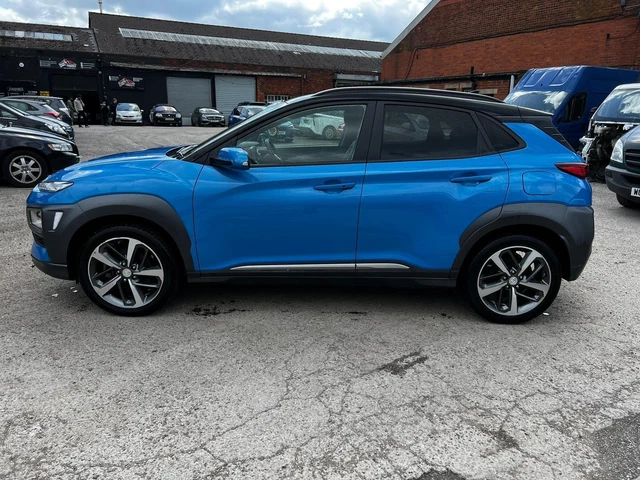 2019 19 HYUNDAI KONA 1.0T GDI BLUE DRIVE PREMIUM SE 5DR Salvage Damaged DRIVES