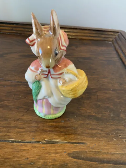 Sweet Vintage Beswick BEATRIX POTTER Mrs. Rabbit