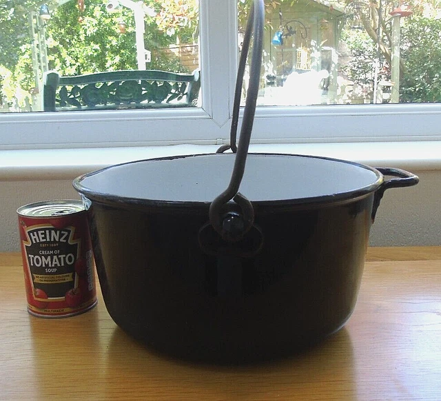 HEAVY VINTAGE CAST Iron Cooking / Jam Pot Black Enamel Outer White