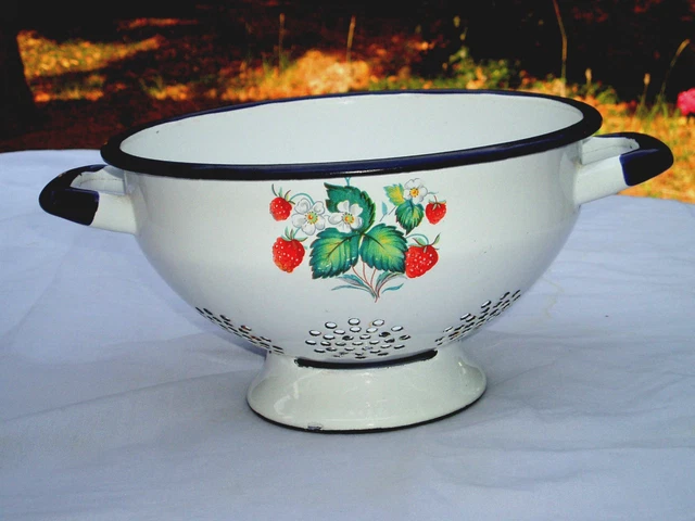 Passoire émaillée Vintage - Décor Fleuri Blanc - Avec Poignées - Occasion