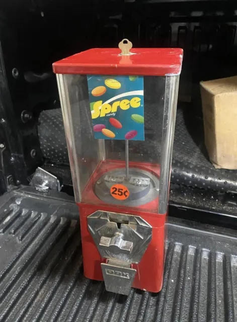 OAK AA Astro Ford Vista Sour Candy Gumball machine 25 cent vend Incl Lock & key