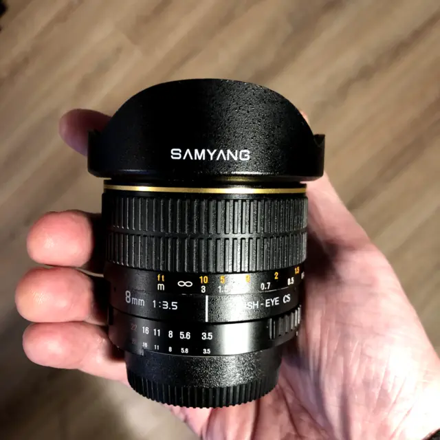 Samyang 8mm f 3.5 Fisheye CS Nikon ( monture F pour DX aps-c) ) fish eye