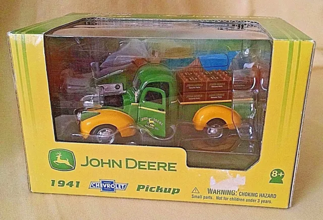 John Deere Truck 1941 Chevy Die Cast Gearbox 2005 Green Yellow Fender Parts Box*