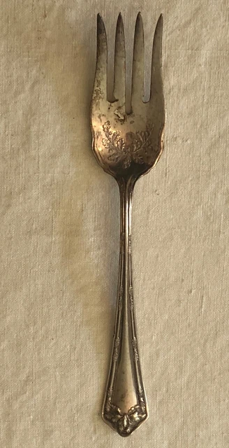 Wm Rogers & Son AA X  Fair Oak Meat Fork Silver Plate Pat APD FOR