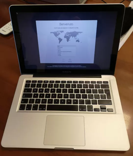 Apple MacBook Pro 13 mid 2010 con scatola (Intel 2,4 GHz, 8GB RAM, SSD)