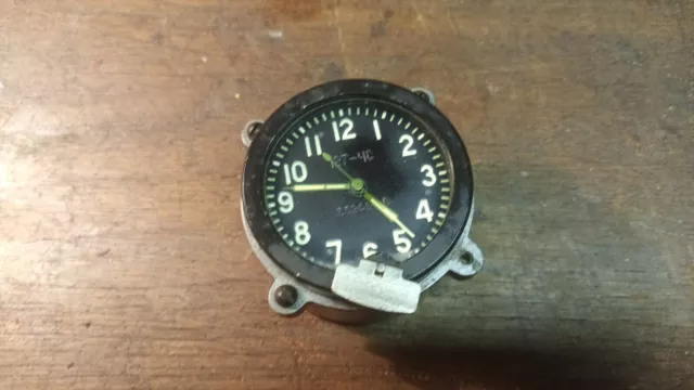 Sowjetische russische Panzeruhr Borduhr Flugzeuguhr Schiffsuhr UdSSR Militär