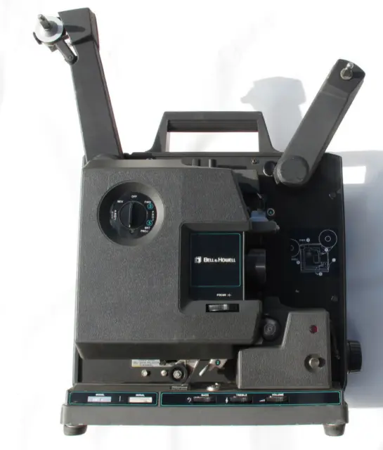 Bell & Howell 2592B 16mm Filmosound Projector (EXCELLENT) - TESTED