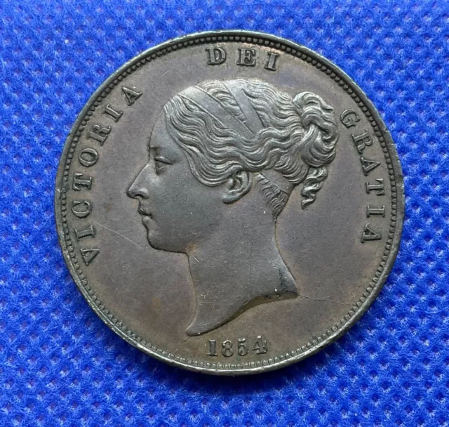 1854 Queen Victoria penny - Plain Trident