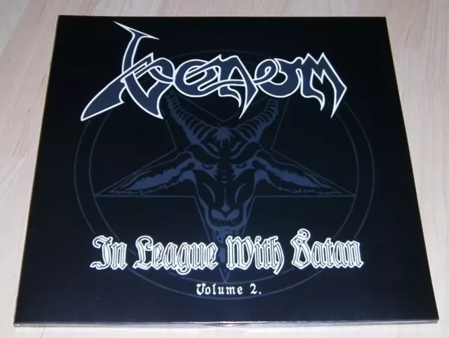 Venom – In League With Satan Volume 2 / LP / Red Translucent Vinyl / NEU & OVP