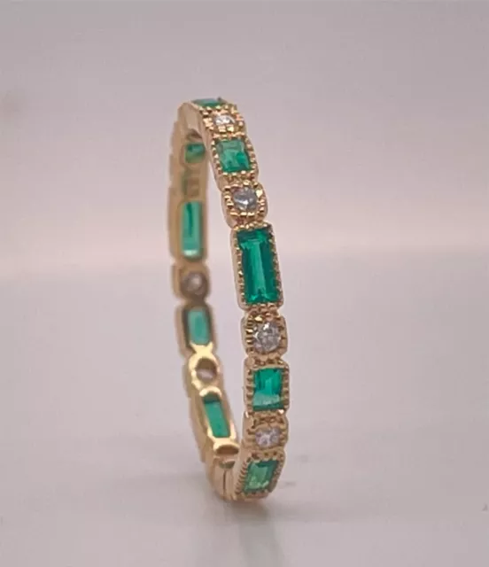 18K Yellow Gold Baguette Green Emerald & Round Diamond Eternity Milgrain Band