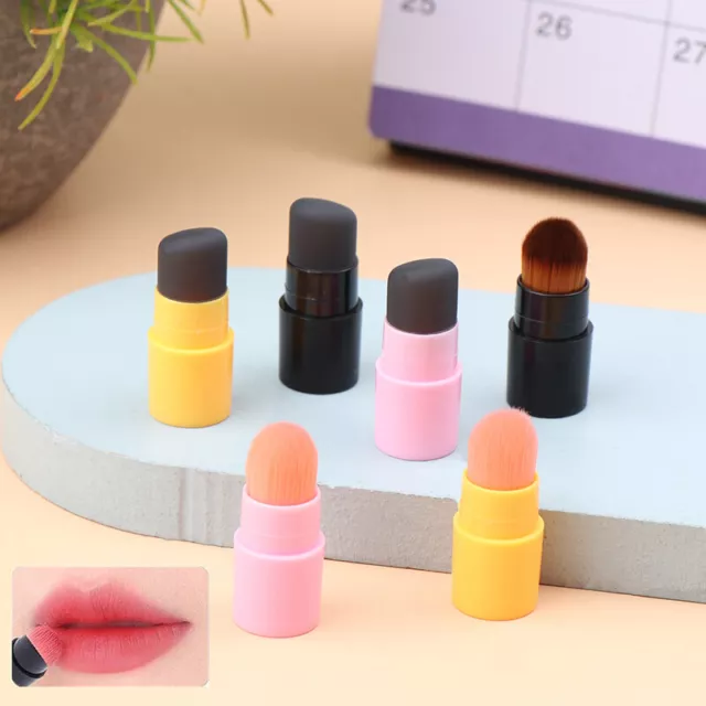 Mini Round Head Lip Lipstick Gloss Brush Lipstick Applicator Brushes With Lid