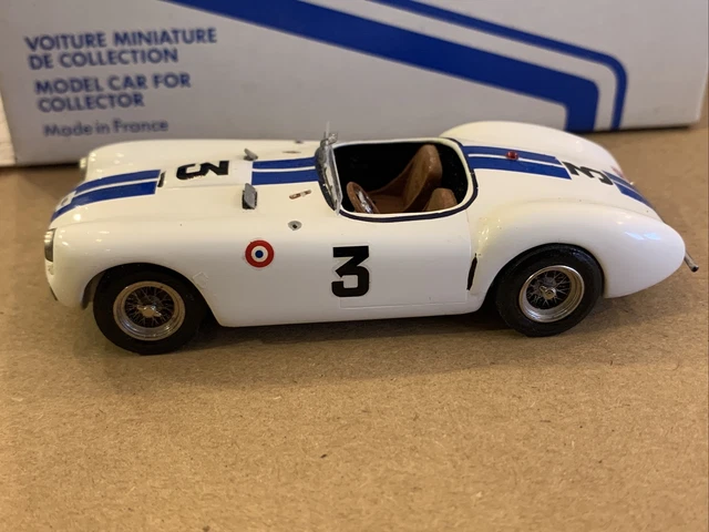 589825_6