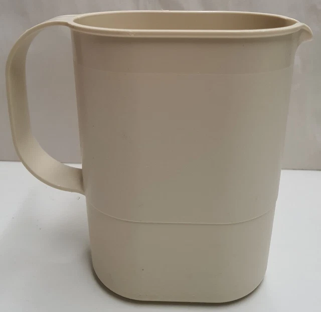 TUPPERWARE SPACE SAVER 1 Litre Fridge Jug Shape 15296 1 Litre Pitcher