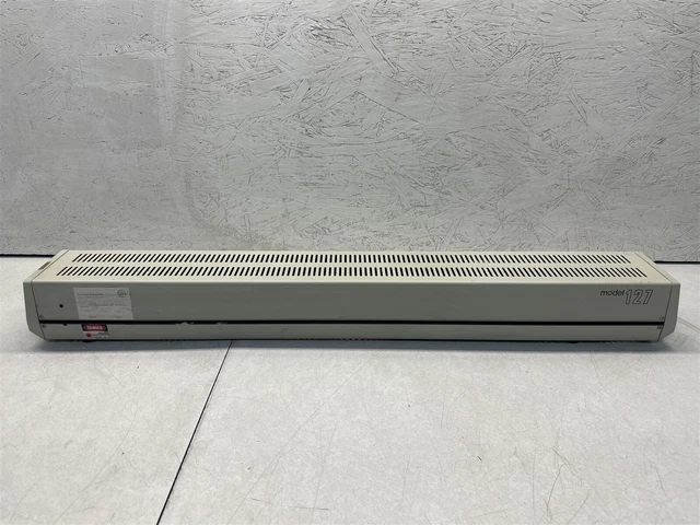 Spectra Physics Model 127-35 Helium/Neon Air Cooled Laser Spectra Physics Model 127-35 Helium/Neon Air Cooled Laser