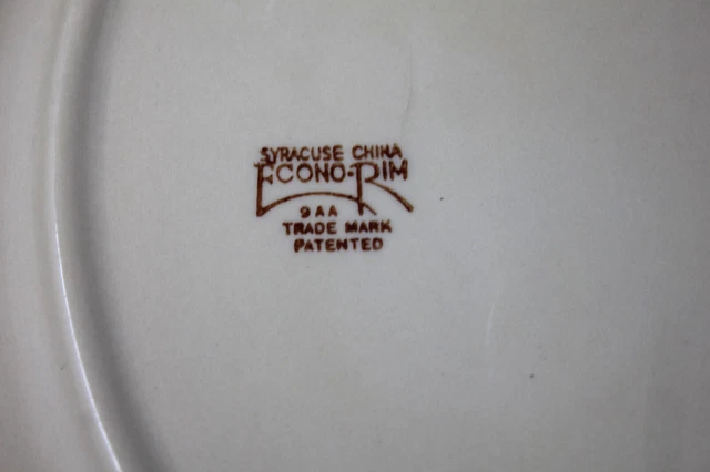 The Challenger 8" Union Pacific Railroad Plate Syracuse China Econo Rim 3
