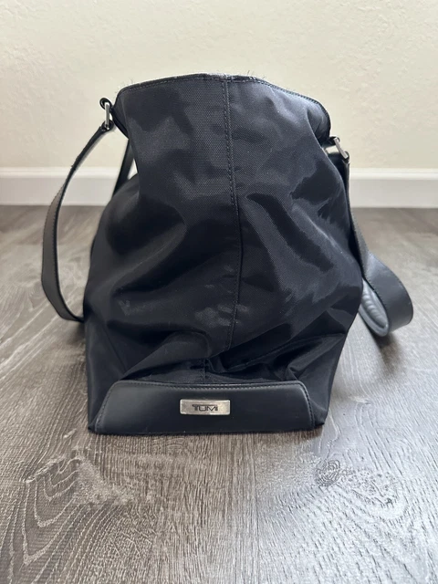 Tumi Hand Bag With Zipper