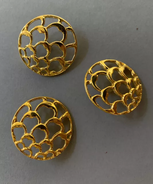 BOUTONS COLLECTION ANCIENS MÉTAL  DORÉ DIAMÈTRE 30 mm