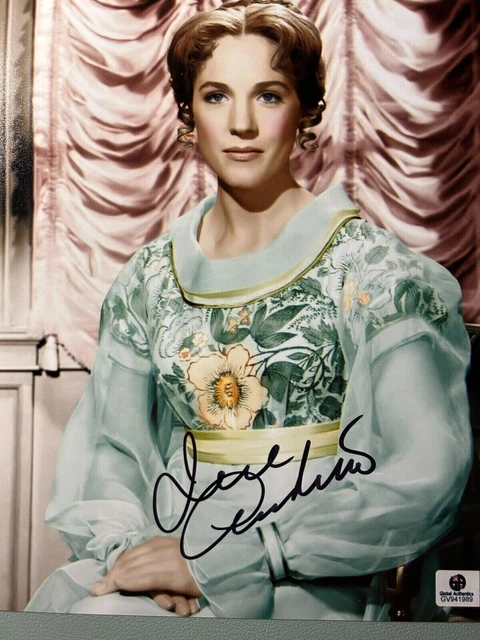 Julie Andrews Vintage Rare Signed 8x10 Photograph•COA Global Authentics