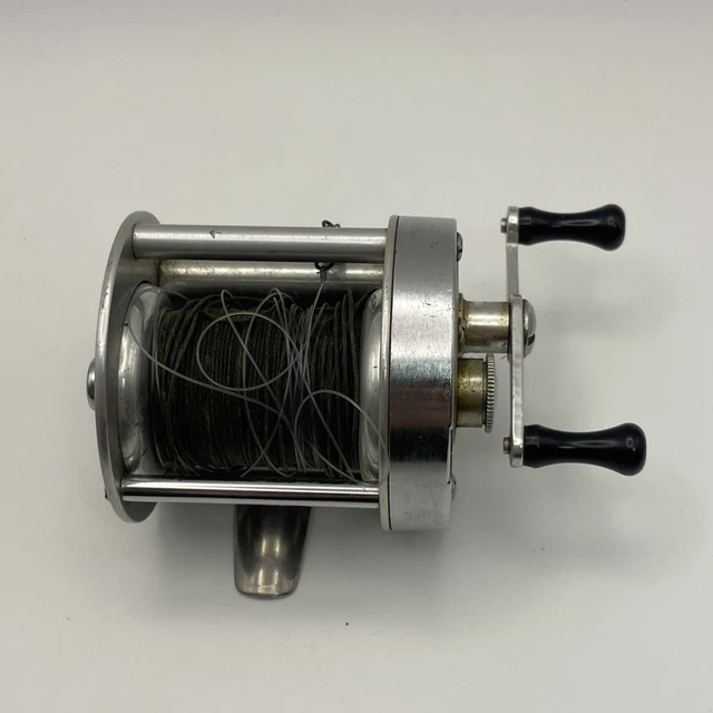 リール LANGLEY De Luxe LAKECAST 370 Langley Deluxe Lakecast Model