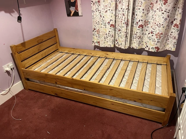 2 SINGLE STACKING Beds And One Mattress £1.17 - PicClick UK