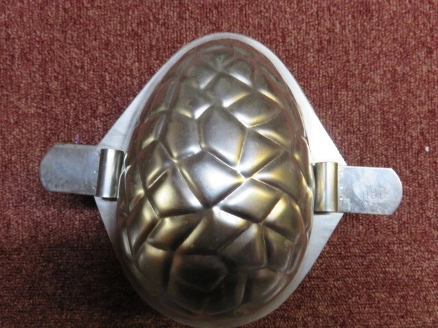 Ancien Moule à Chocolat Du XIXème Siècle – Pièce De Collection Rare Et Authentique